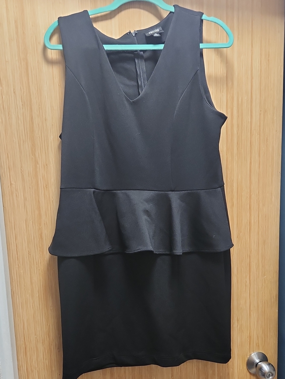 Nicole Miller Black Sleeveless Peplum Dress V-Neck LBD XL